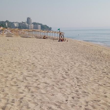 Family Hotel Globus Golden Sands Εξωτερικό φωτογραφία